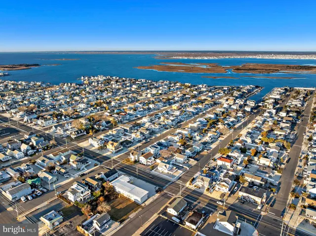 $1,699,000 | 213 West 13th Street, Ship Bottom, NJ 08008