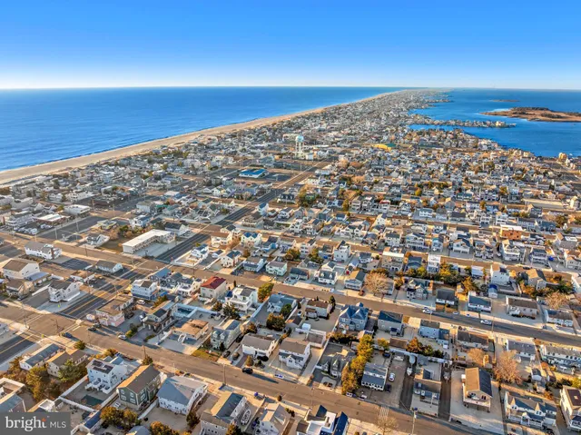 $1,699,000 | 213 West 13th Street, Ship Bottom, NJ 08008