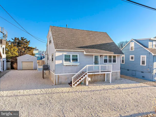 $1,699,000 | 213 West 13th Street, Ship Bottom, NJ 08008