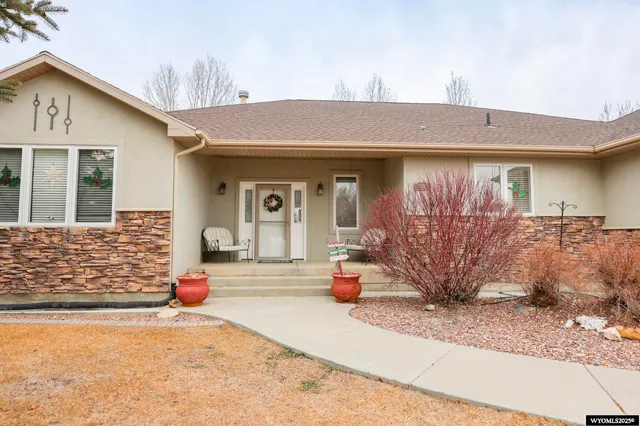 $639,900 | 3001 Driftwood Lane, Rock Springs, WY 82901