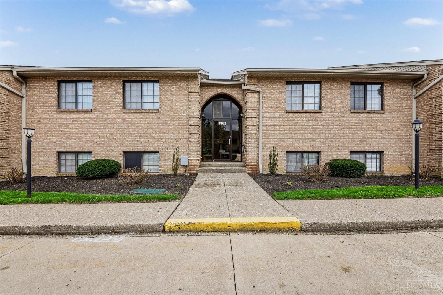 3963 School Section Road, Unit 32 Cincinnati, OH 45211 - Photo 1 of 19