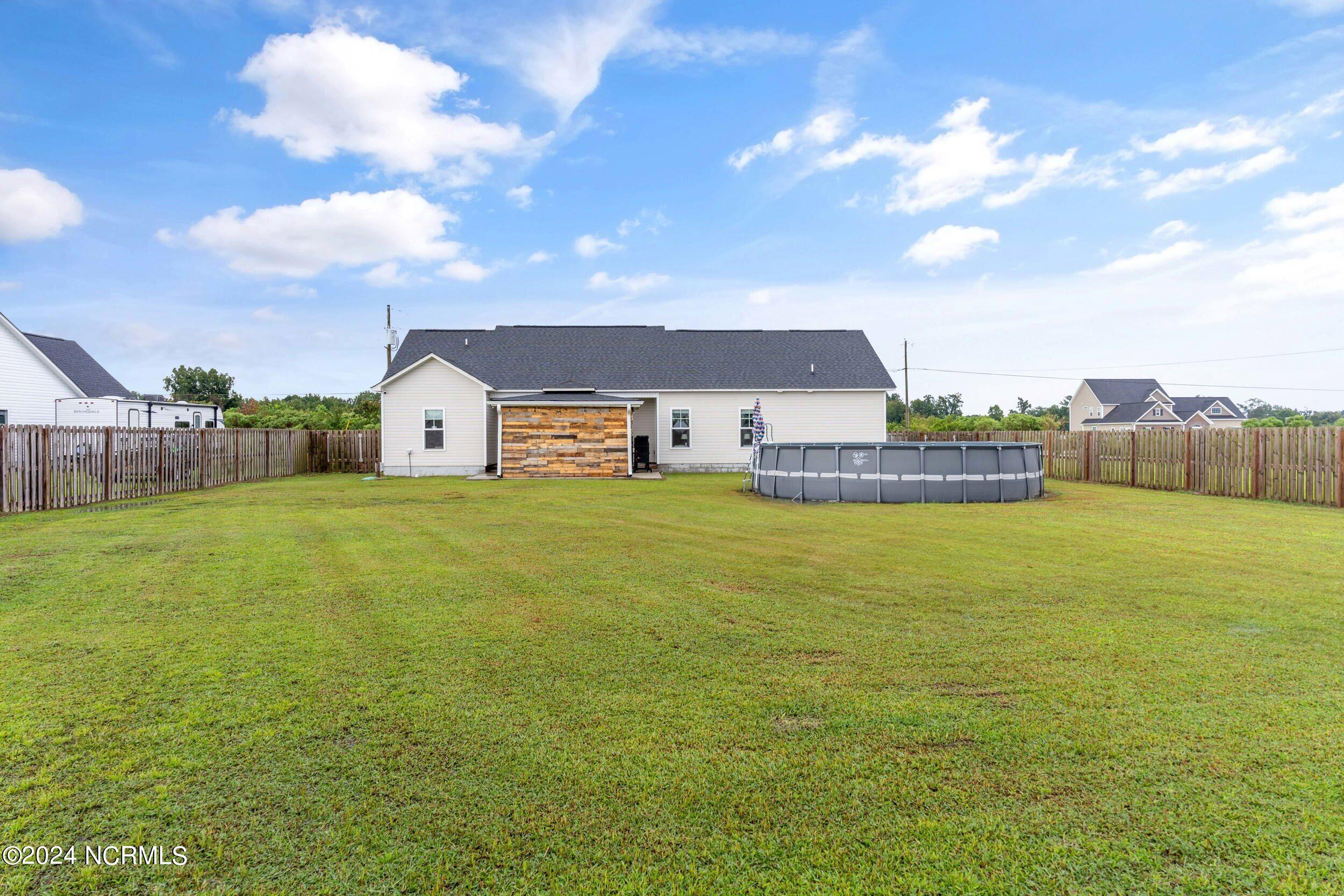235 Gregory Fork Road Richlands, NC 28574 - Photo 32 of 41 235gregoryforks_00032