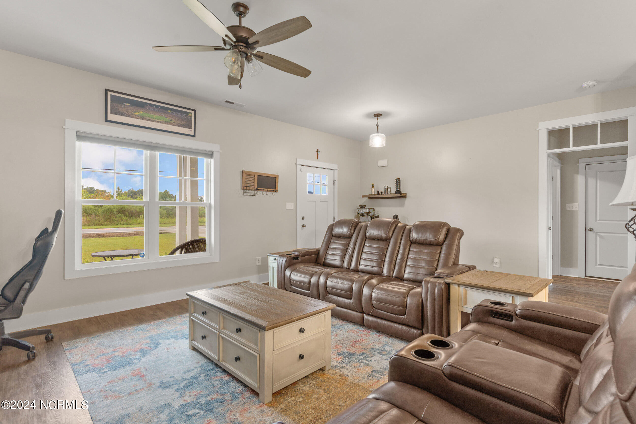 235 Gregory Fork Road Richlands, NC 28574 - Photo 7 of 41 235gregoryforks_00007