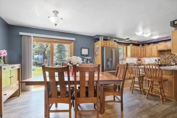 $799,900 | 34225 North Arlington Lane, Deer Park, WA 99006