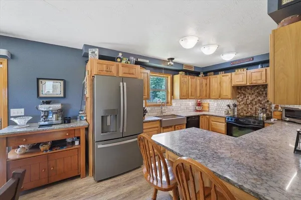 $799,900 | 34225 North Arlington Lane, Deer Park, WA 99006