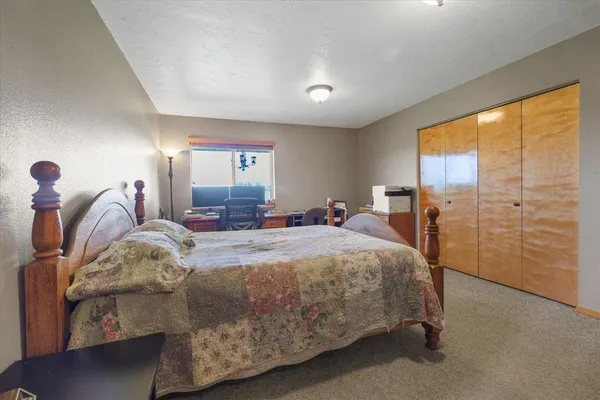 $799,900 | 34225 North Arlington Lane, Deer Park, WA 99006