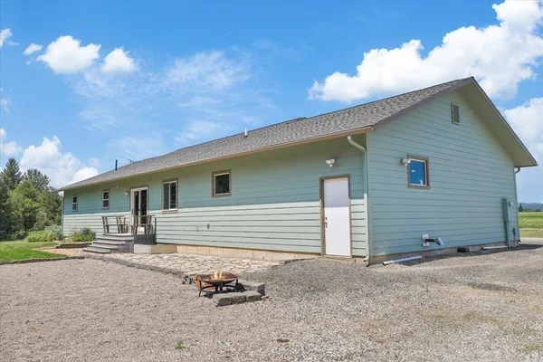 $799,900 | 34225 North Arlington Lane, Deer Park, WA 99006