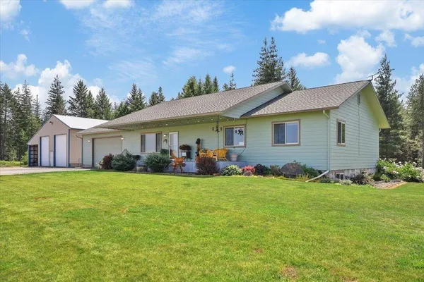 $799,900 | 34225 North Arlington Lane, Deer Park, WA 99006