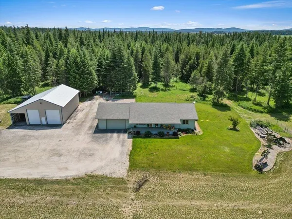 $799,900 | 34225 North Arlington Lane, Deer Park, WA 99006