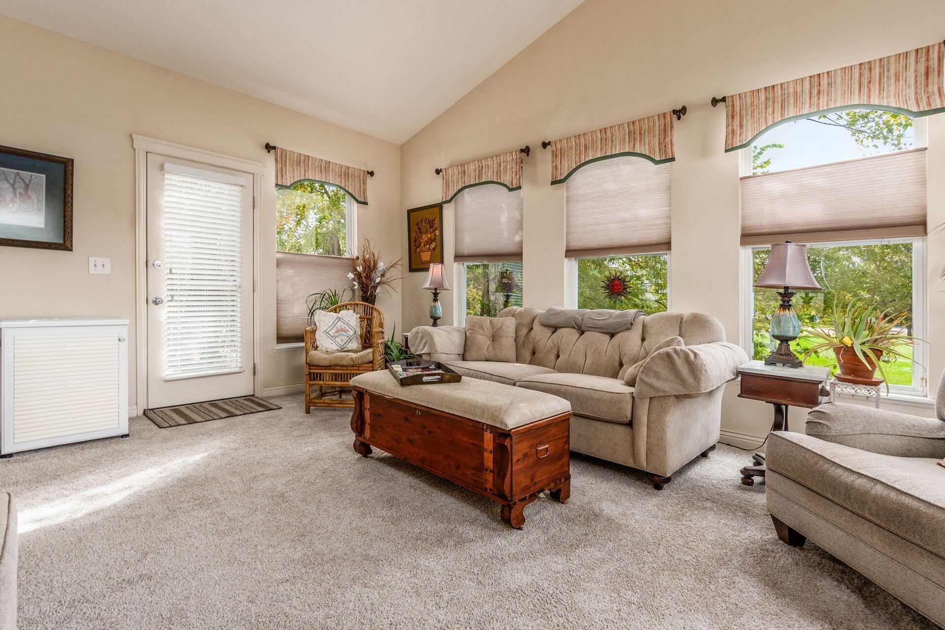 1401 Fergus Road Grove City, OH 43123 - Photo 21 of 50 029_b0ae43d_i 1401 Fergus 089