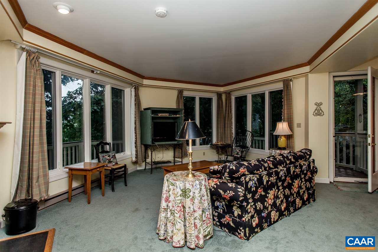 1801 High Ridge Court Roseland, VA 22967 - Photo 6 of 18 Gallery Image 6