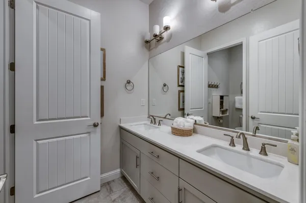 $729,000 | 2723 Vermont Avenue, Clovis, CA 93619