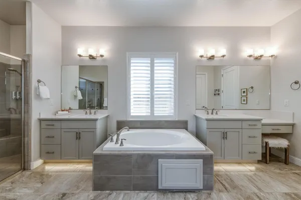 $729,000 | 2723 Vermont Avenue, Clovis, CA 93619