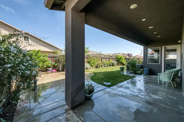 $729,000 | 2723 Vermont Avenue, Clovis, CA 93619