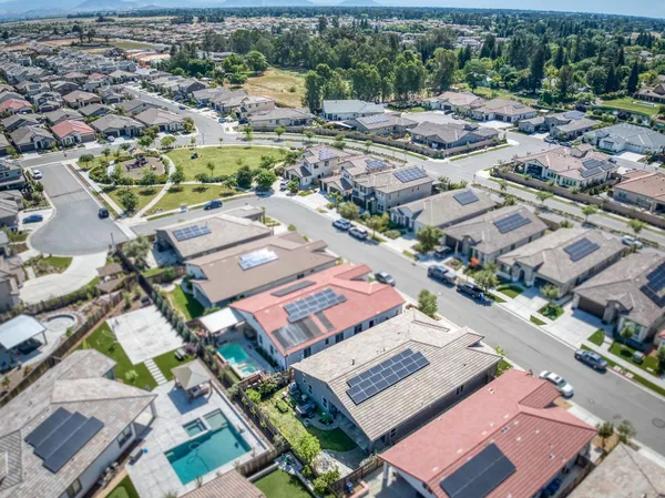 $729,000 | 2723 Vermont Avenue, Clovis, CA 93619