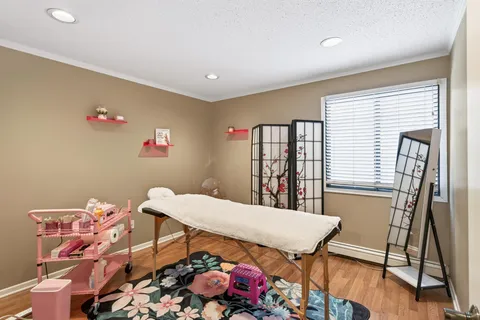 $184,900 | 5645 Green Cir Drive, Unit 108, Hopkins, MN 55343