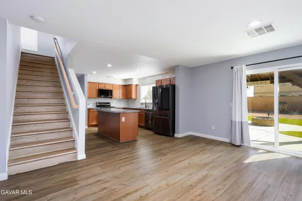 $530,000 | 43106 Sondi Drive, Lancaster, CA 93536