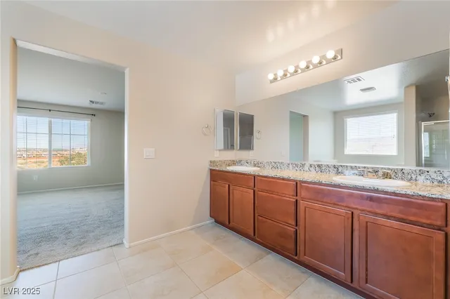 $2,350 | 6111 Scarlet Leaf Street, Las Vegas, NV 89148