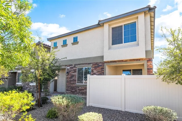 $2,350 | 6111 Scarlet Leaf Street, Las Vegas, NV 89148