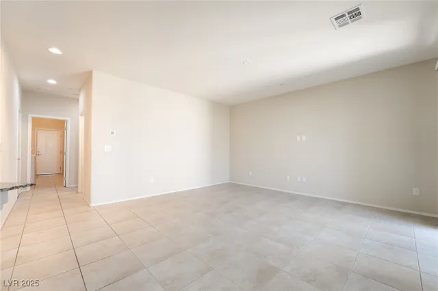 $2,350 | 6111 Scarlet Leaf Street, Las Vegas, NV 89148