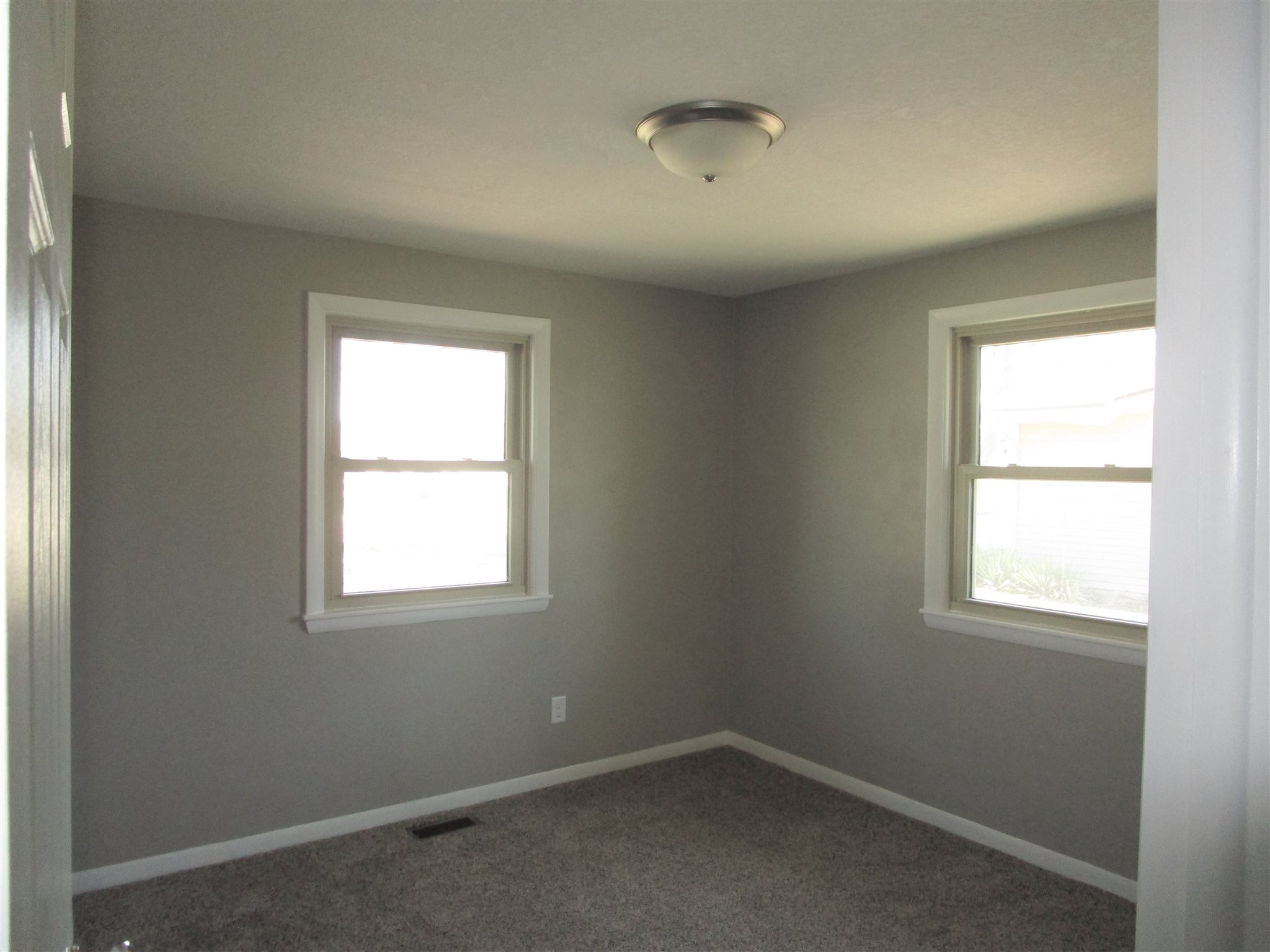 946 Yorktown Road Decatur, IN 46733 - Photo 14 of 25