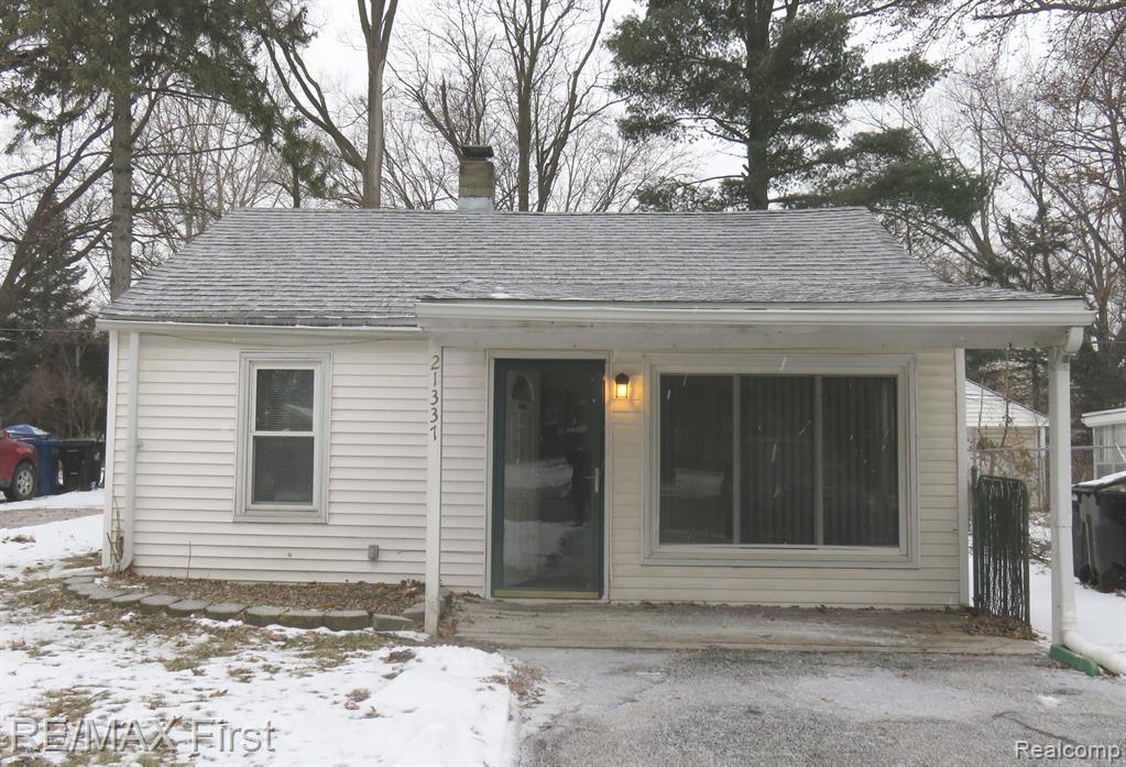 21337 Inkster Road Farmington Hills, MI 48336 - Photo 1 of 12