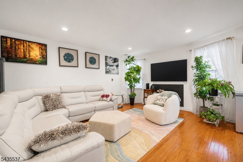 15 Boulder Run Road Paterson, NJ 07501 - Photo 11 of 29