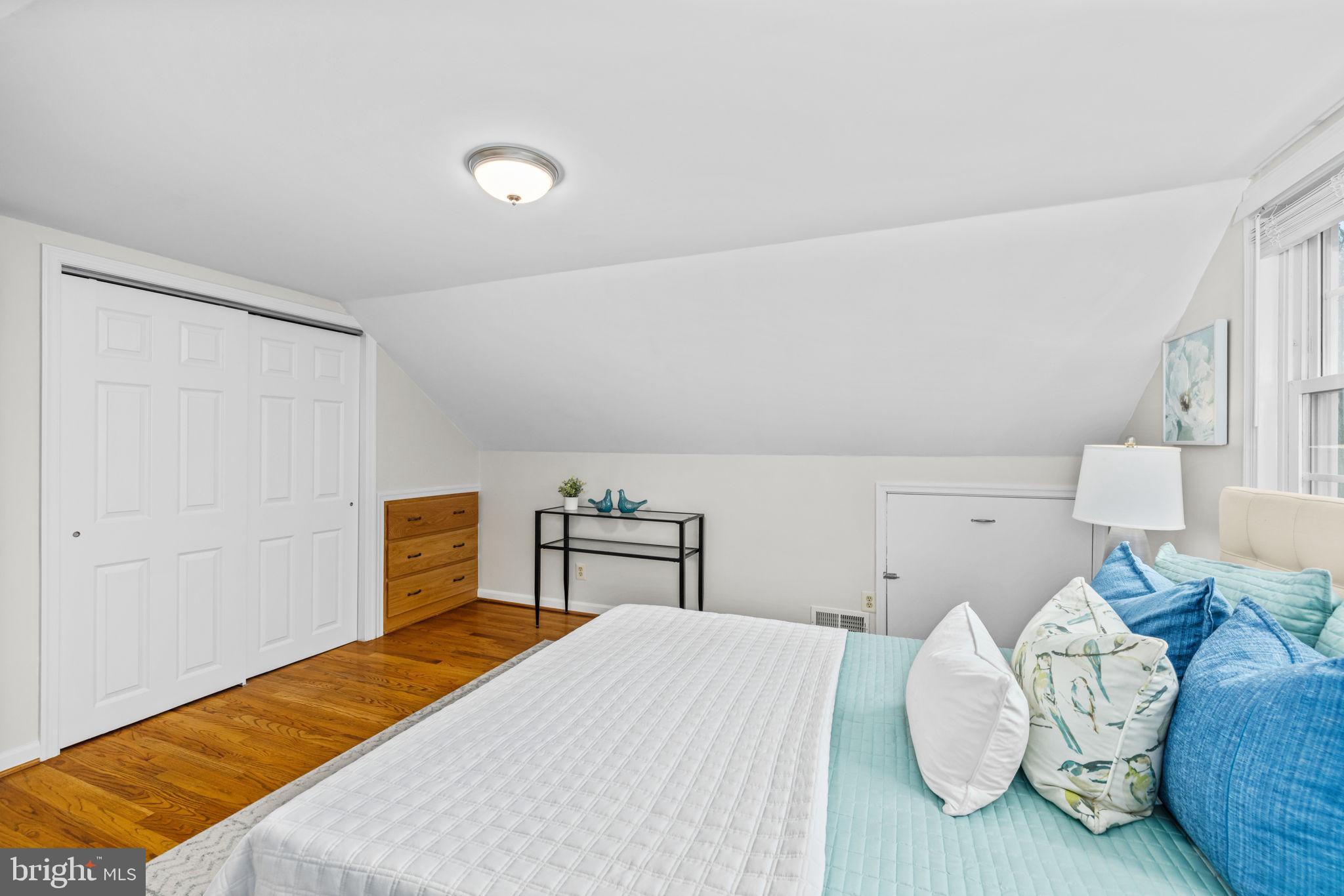 10612 Ordway Drive Silver Spring, MD 20901 - Photo 19 of 36 Upstairs Bedroom 3