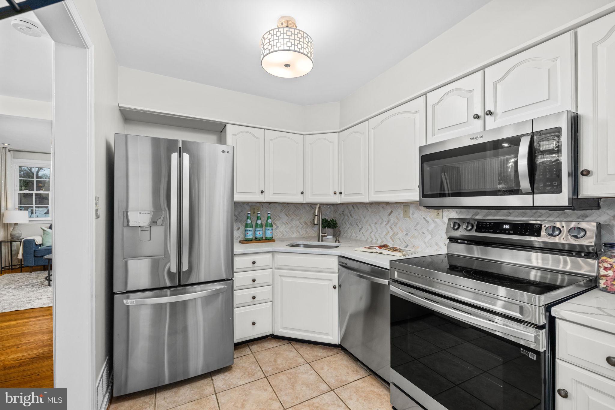 10612 Ordway Drive Silver Spring, MD 20901 - Photo 8 of 36 Kitchen with Stainless Steel Appliances