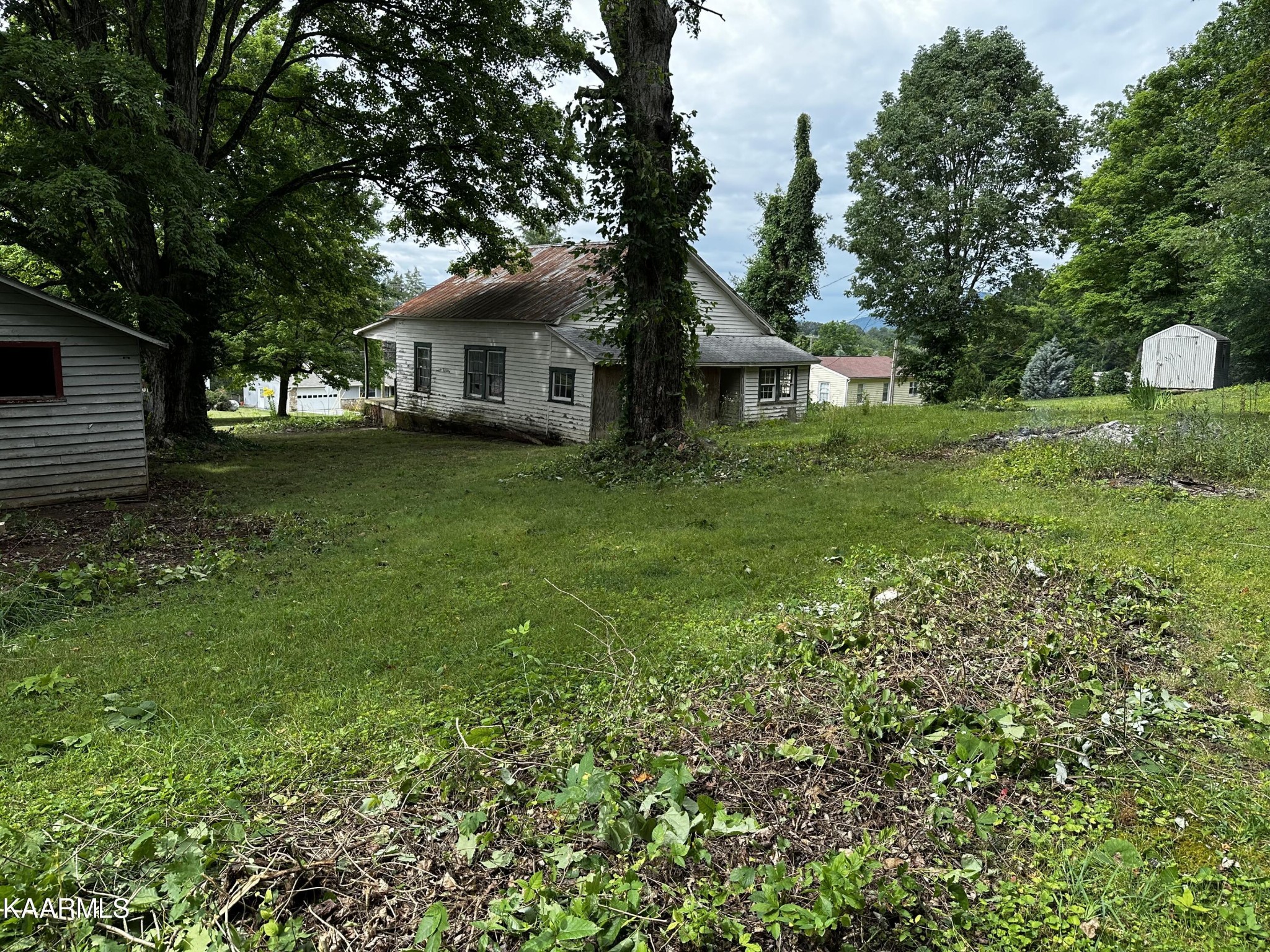 9314 East Emory Road Corryton, TN 37721 - Photo 32 of 37
