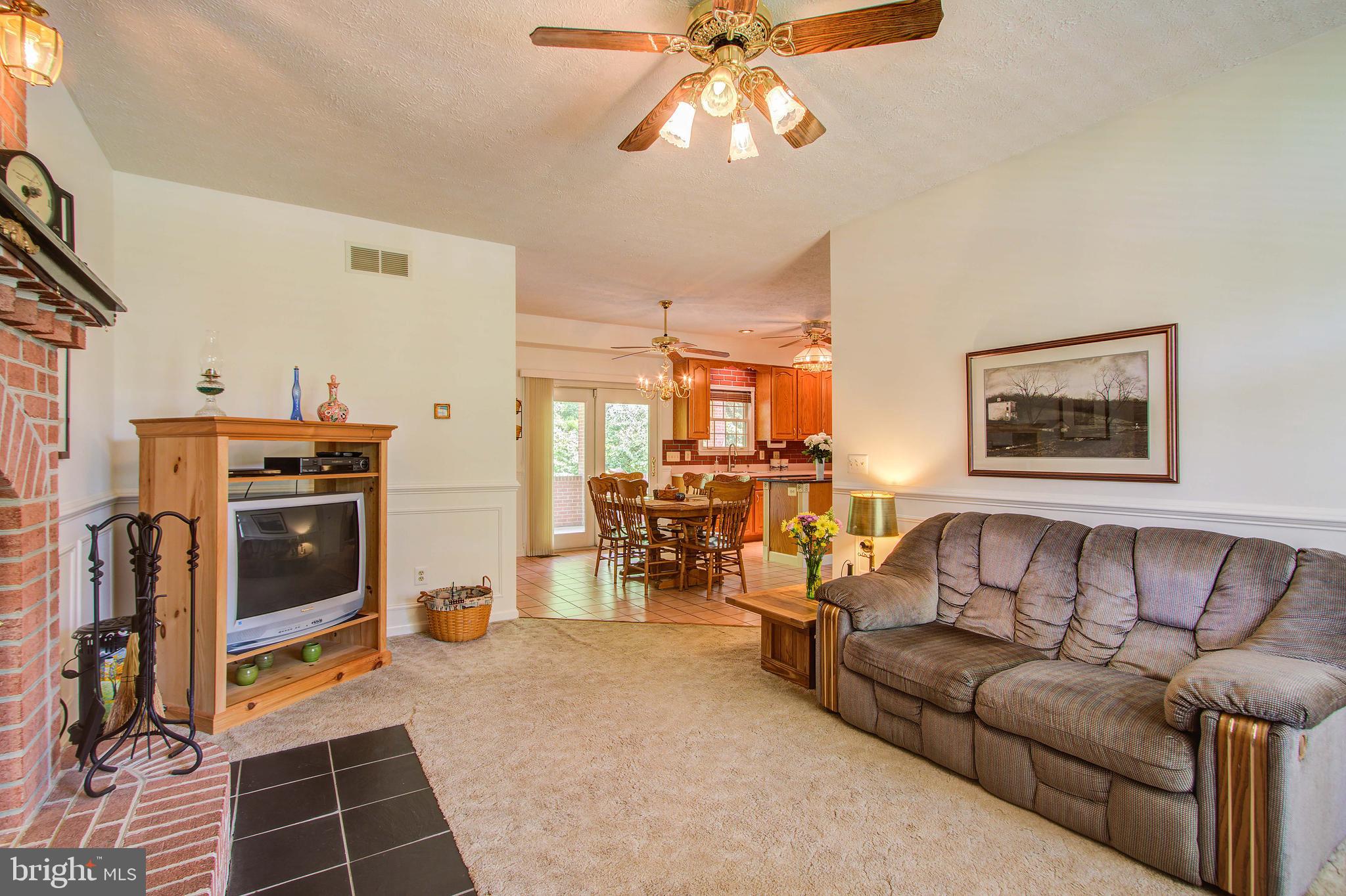 801 Hughes Shop Road Westminster, MD 21158 - Photo 6 of 42 Gallery Image 6