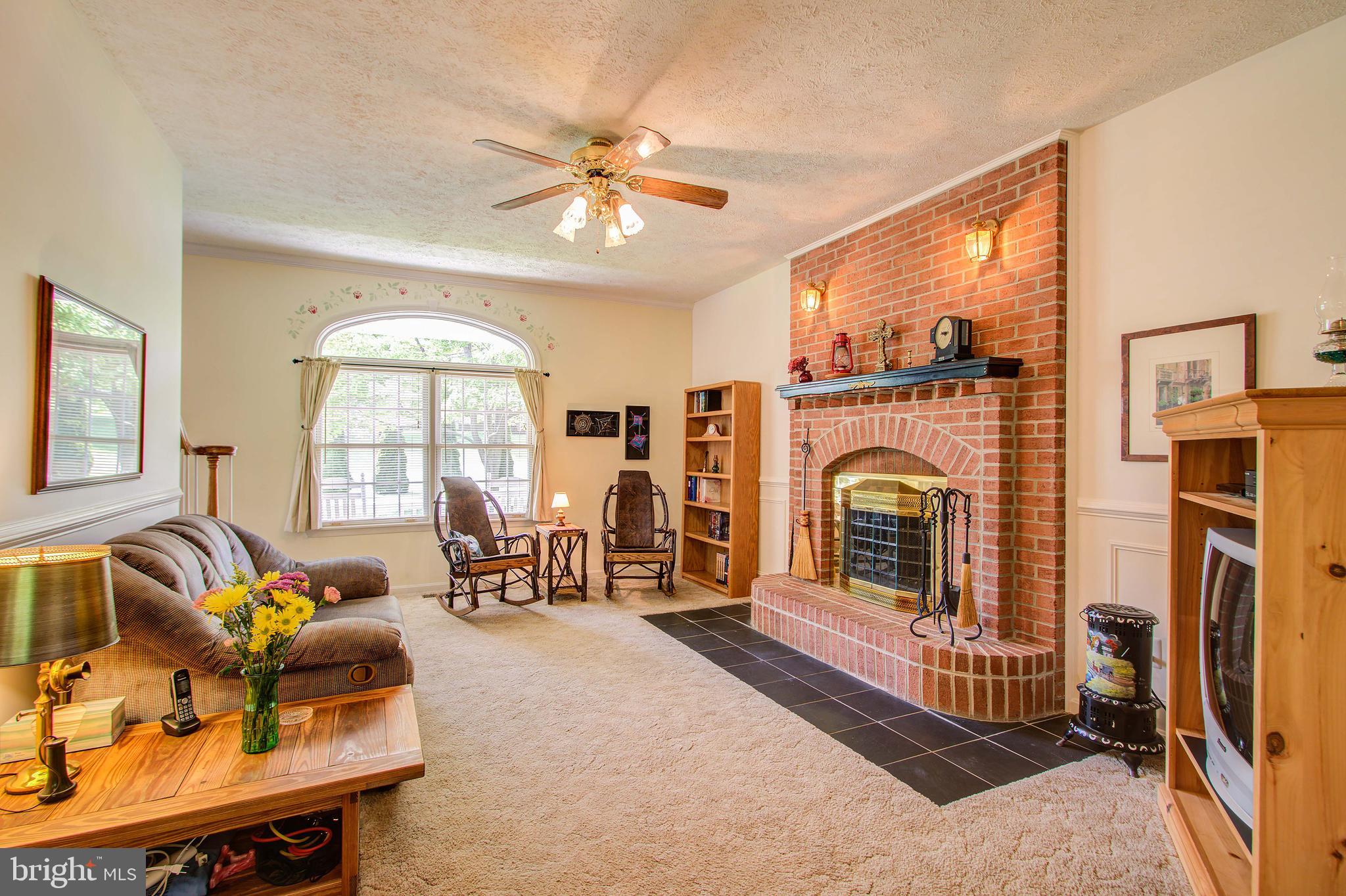 801 Hughes Shop Road Westminster, MD 21158 - Photo 7 of 42 Gallery Image 7