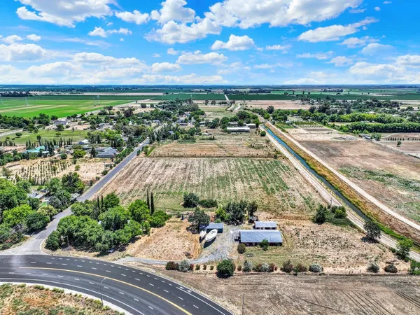 $900,000 | 5070 Walnut Road, Vacaville, CA 95687