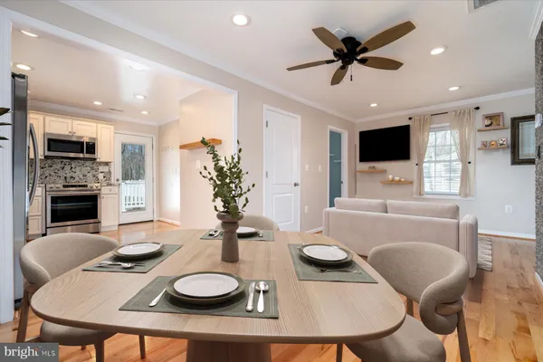 $375,000 | 5646 Deale Churchton Road, Churchton, MD 20733