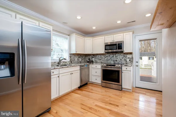 $375,000 | 5646 Deale Churchton Road, Churchton, MD 20733