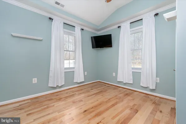 $375,000 | 5646 Deale Churchton Road, Churchton, MD 20733