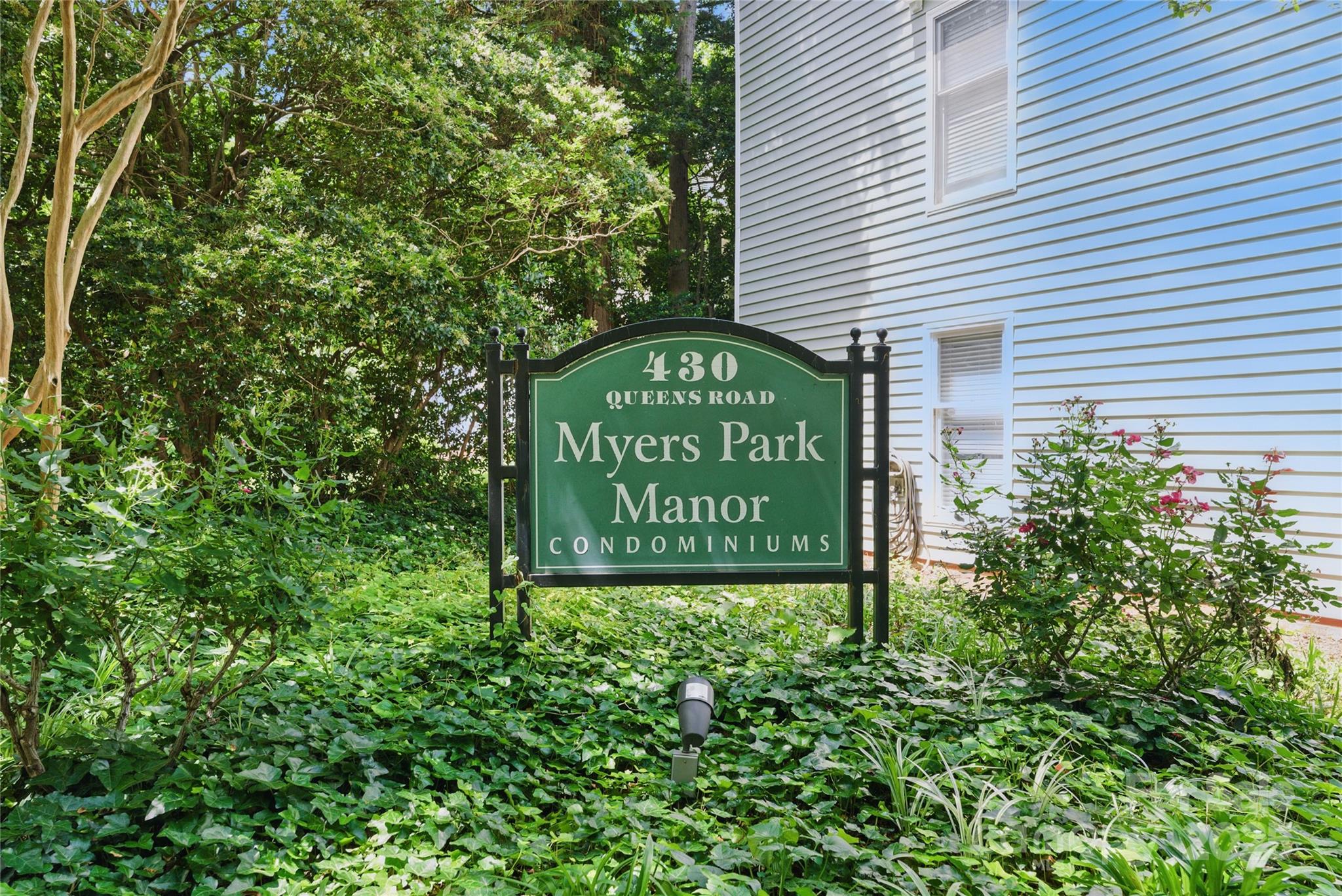 430 Queens Road, Unit 332 Charlotte, NC 28207 - Photo 4 of 31
