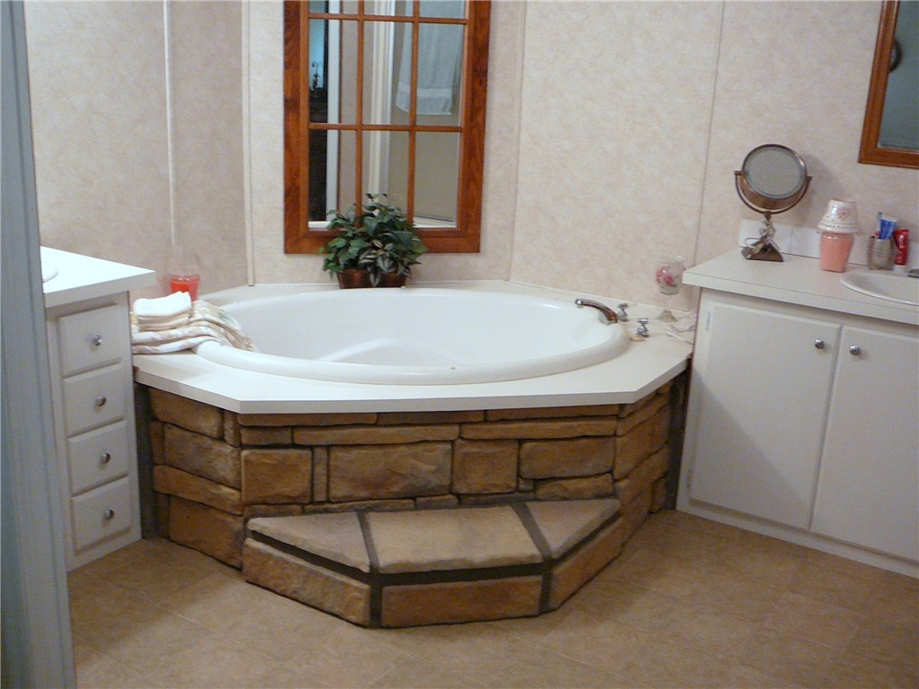 789 Lake Secession Road Anderson, SC 29621 - Photo 8 of 27