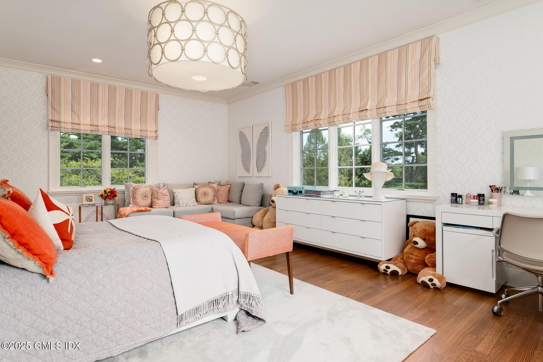 10 Copper Beech Road Greenwich, CT 06830 - Photo 19 of 43 3rd Bedroom