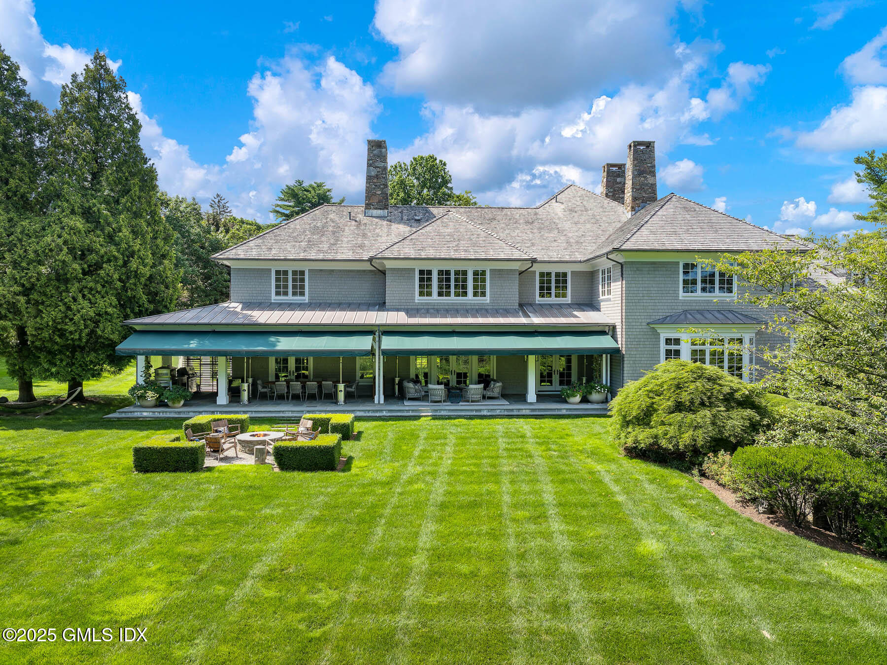 10 Copper Beech Road Greenwich, CT 06830 - Photo 35 of 43 Backyard