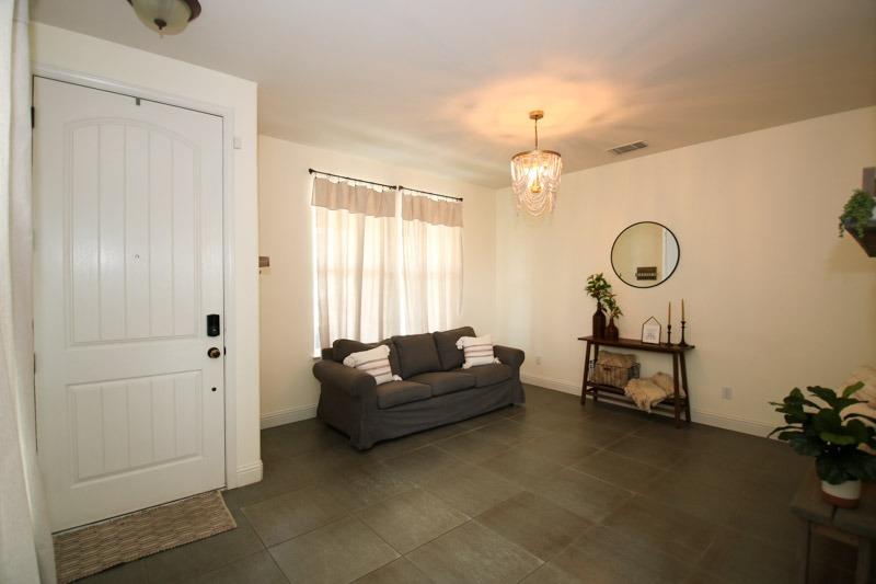 451 West Lilac Avenue Reedley, CA 93654 - Photo 4 of 29 Gallery Image 4