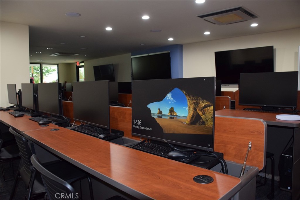 1462 Merion Way, Unit M2 30K Long Beach, CA 90803 - Photo 41 of 51