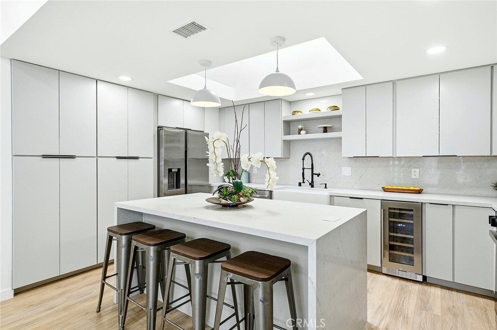 1462 Merion Way, Unit M2 30K Long Beach, CA 90803 - Photo 7 of 51