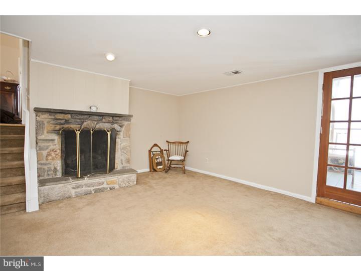 25 Cedar Grove Road Conshohocken, PA 19428 - Photo 11 of 14 Family Room