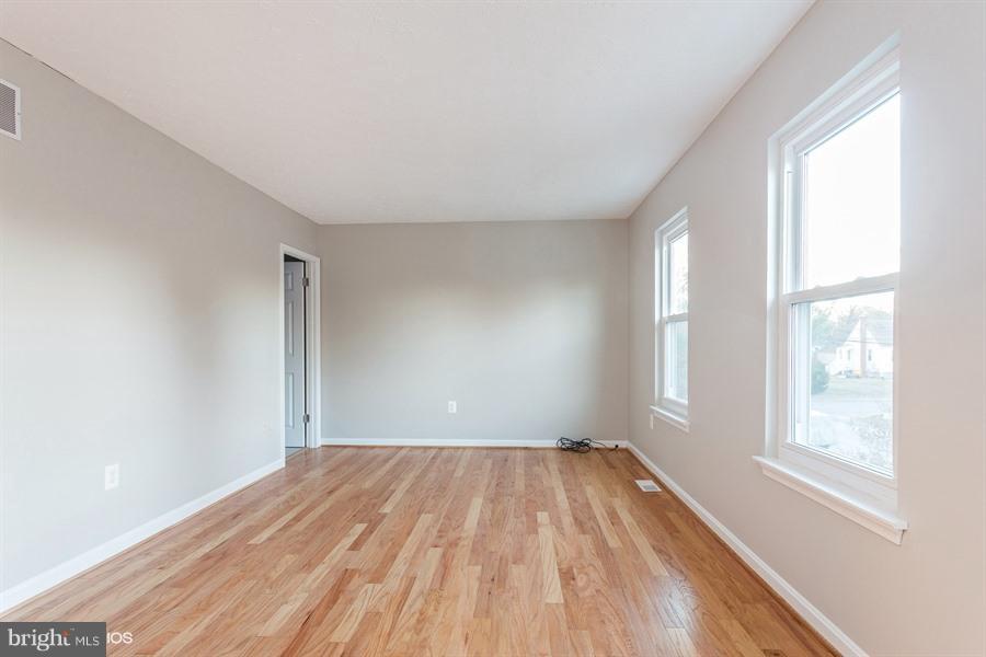 441 Broadwater Road Arnold, MD 21012 - Photo 13 of 30 Bedroom (Master)