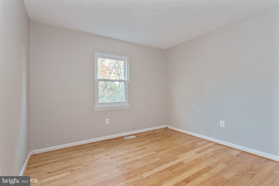 441 Broadwater Road Arnold, MD 21012 - Photo 17 of 30 Bedroom 3