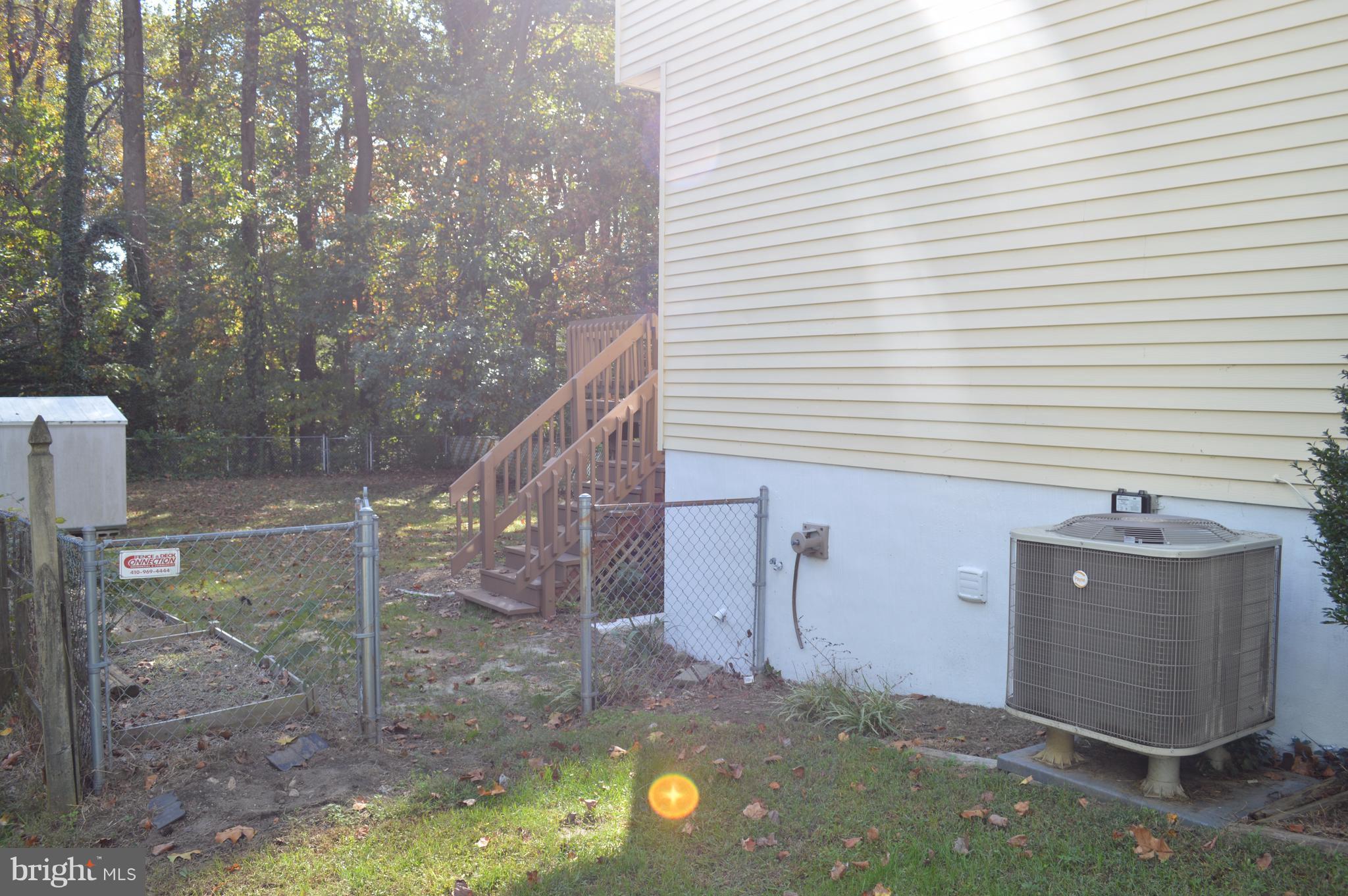 441 Broadwater Road Arnold, MD 21012 - Photo 28 of 30 Exterior (Rear)