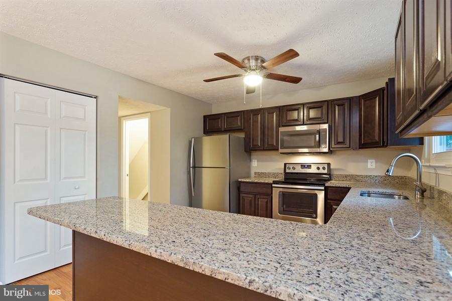 441 Broadwater Road Arnold, MD 21012 - Photo 8 of 30 Kitchen