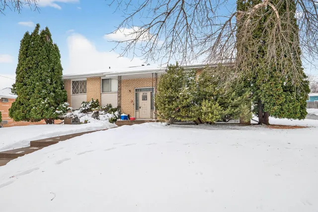 $539,900 | 2725 Virginia Avenue North, New Hope, MN 55427