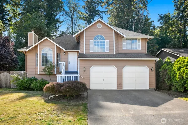 $715,000 | 21911 Southeast 239th Street, Maple Valley, WA 98038
